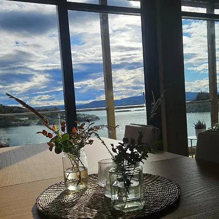 Sjaen Pa Balsnes Gard *